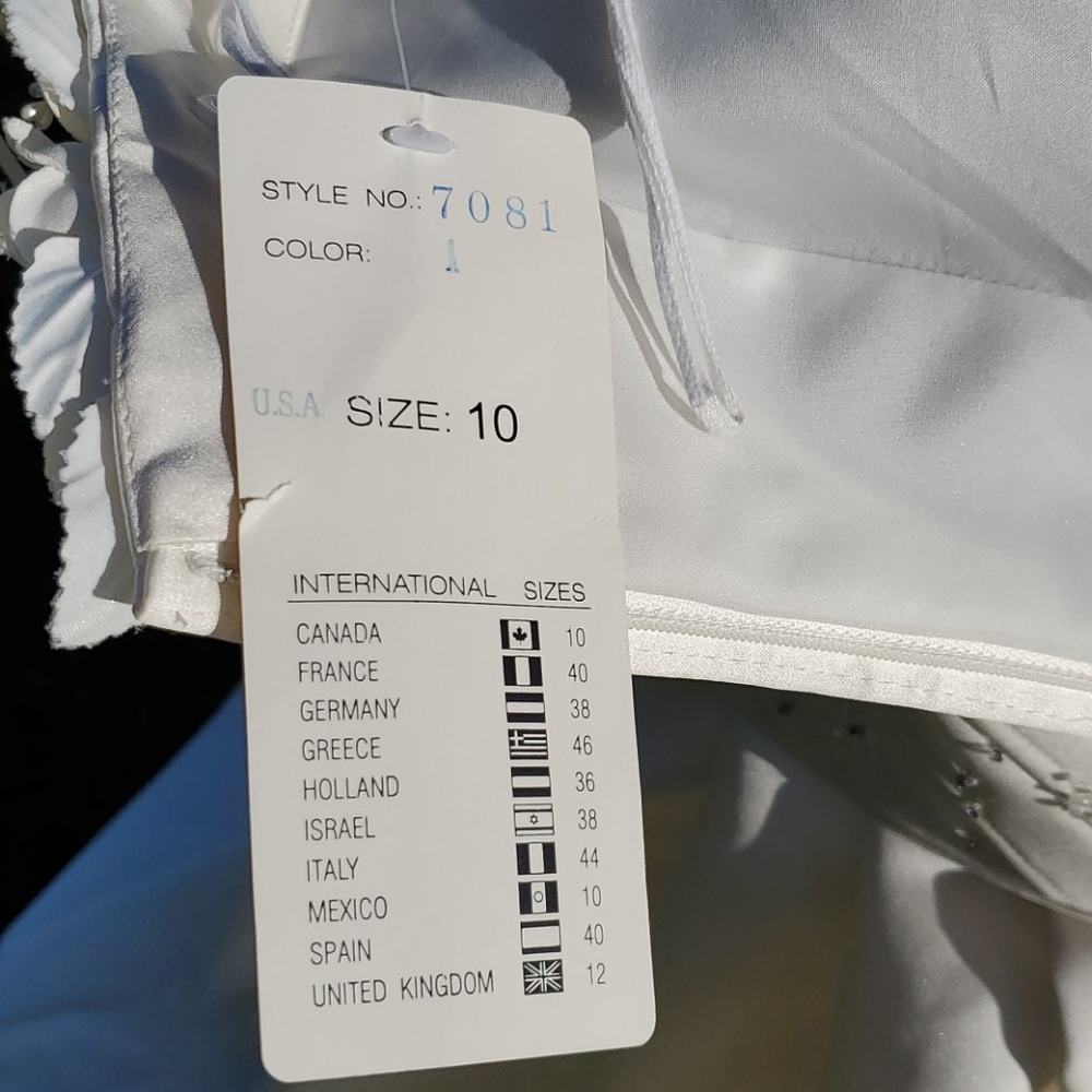 Cosmobella Beaded Bridal Gown - Picture 7 of 8